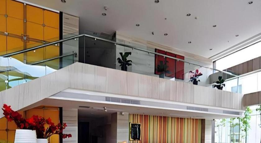 Fortune Hotel Longyan Exterior photo