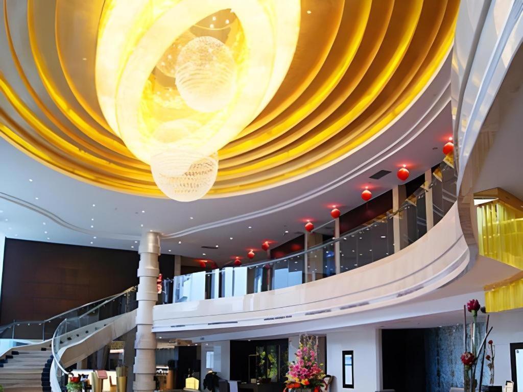 Fortune Hotel Longyan Exterior photo